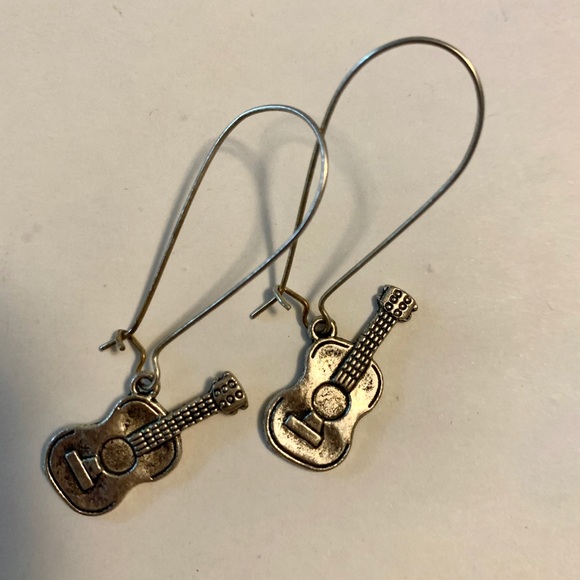 Guitar earrings - Picture 4 of 8